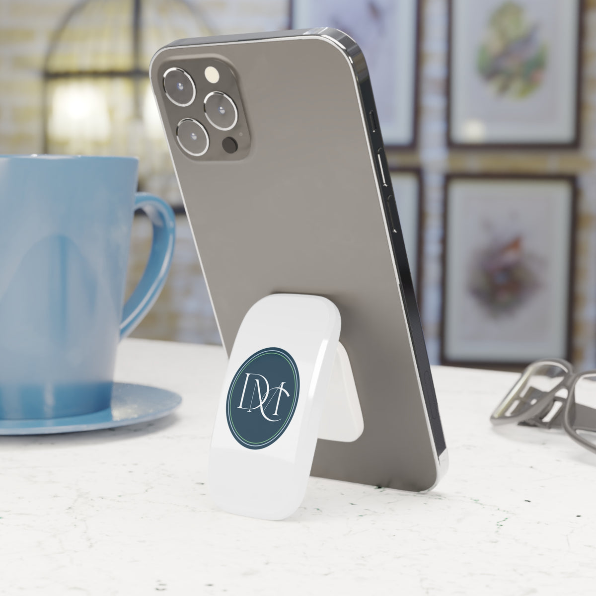 Monogram Oval Phone Grip & Stand — Elegant DNT Initials Design