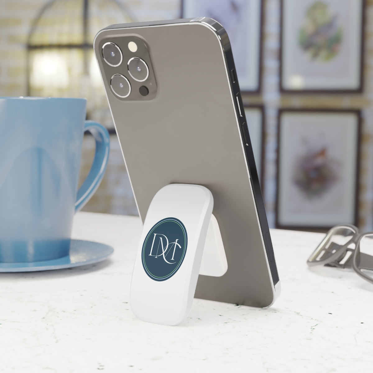 Monogram Oval Phone Grip & Stand — Elegant DNT Initials Design